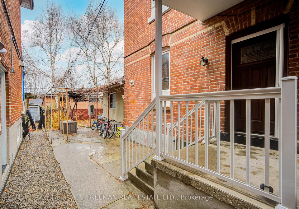 756-eculid-avenue-toronto-ontario-c12653276