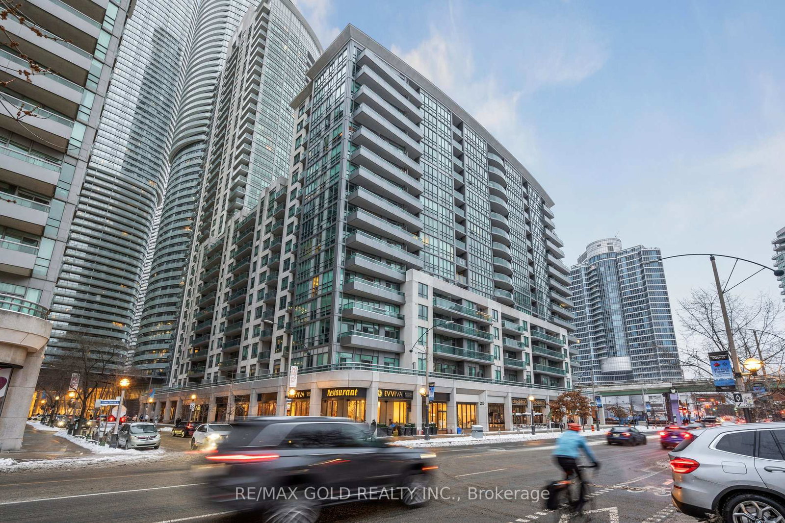 25-lower-simcoe-street-toronto-ontario-c12653310