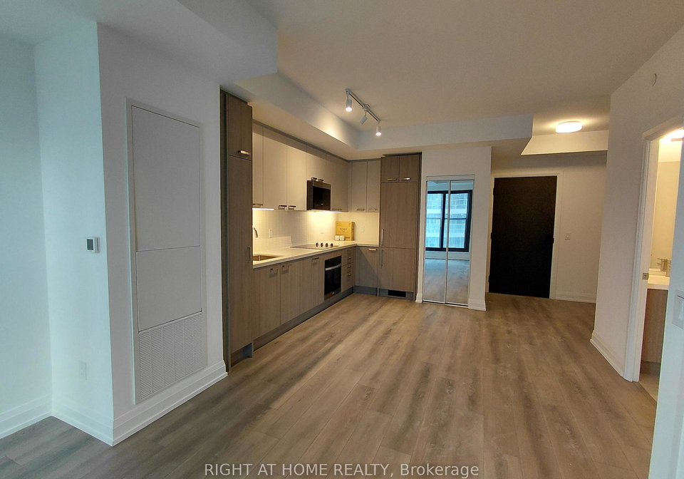 20-soudan-avenue-toronto-ontario-c12653386