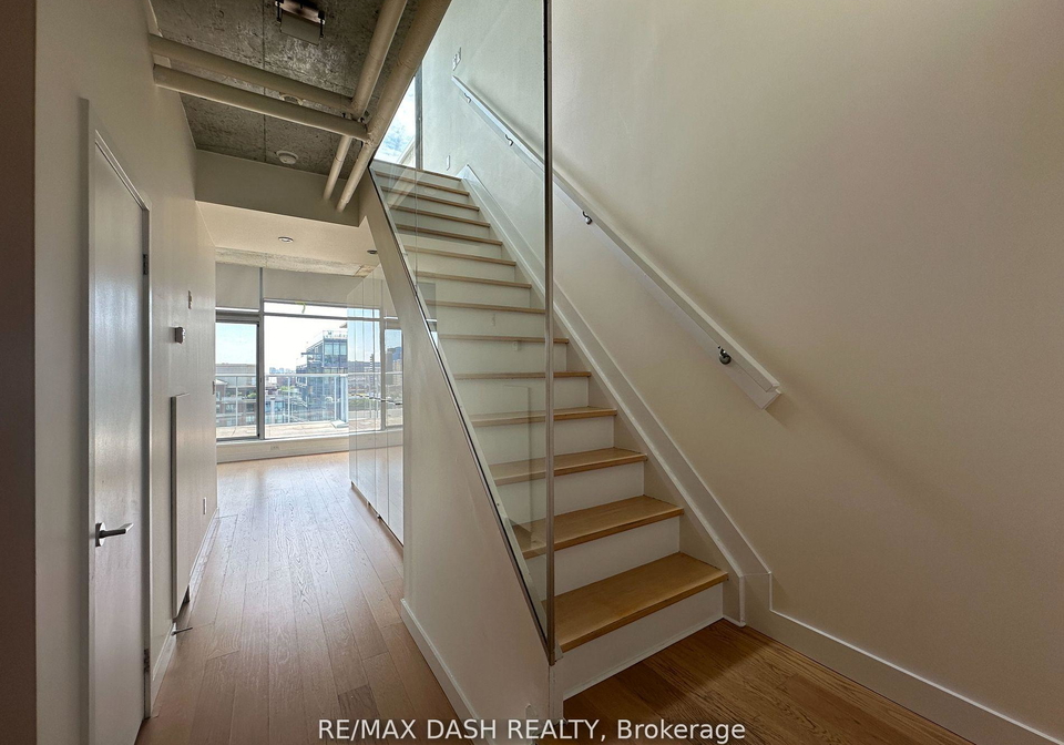169-john-street-toronto-ontario-c12653426