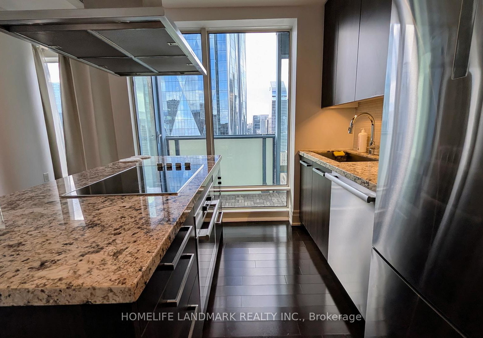8-the-esplanade-toronto-ontario-c12653676