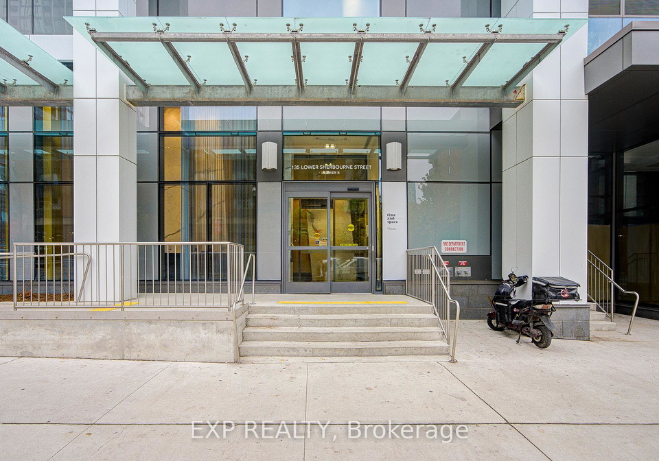 135-lower-sherbourne-street-toronto-ontario-c12653716