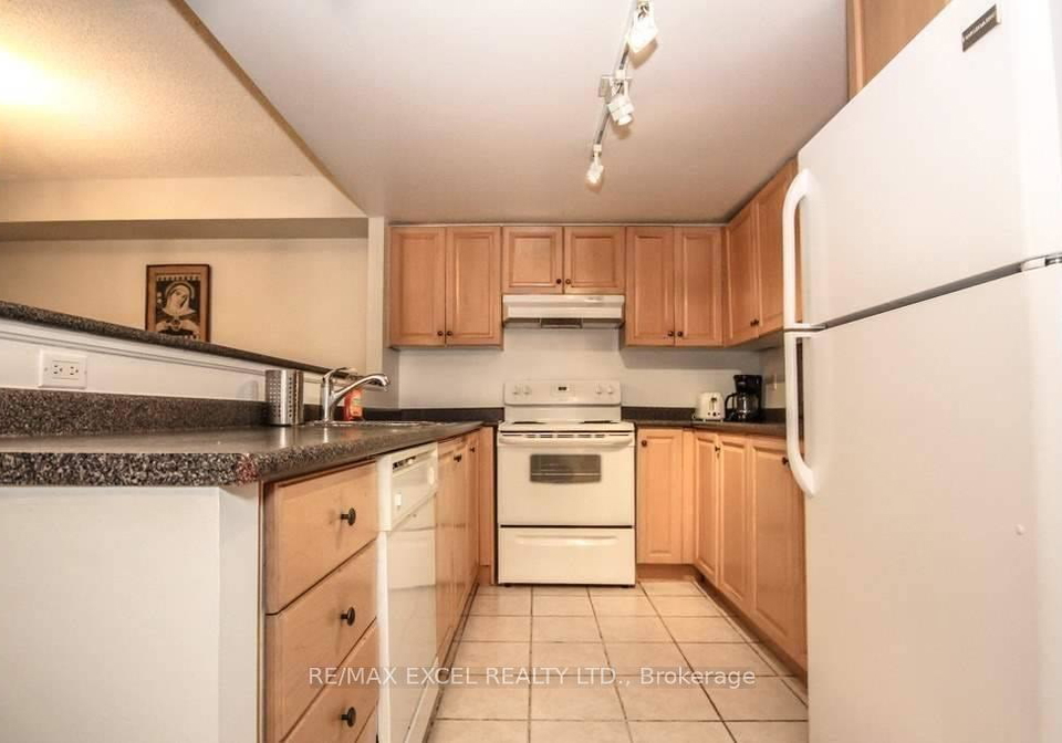 23-lorraine-drive-toronto-ontario-c12653724
