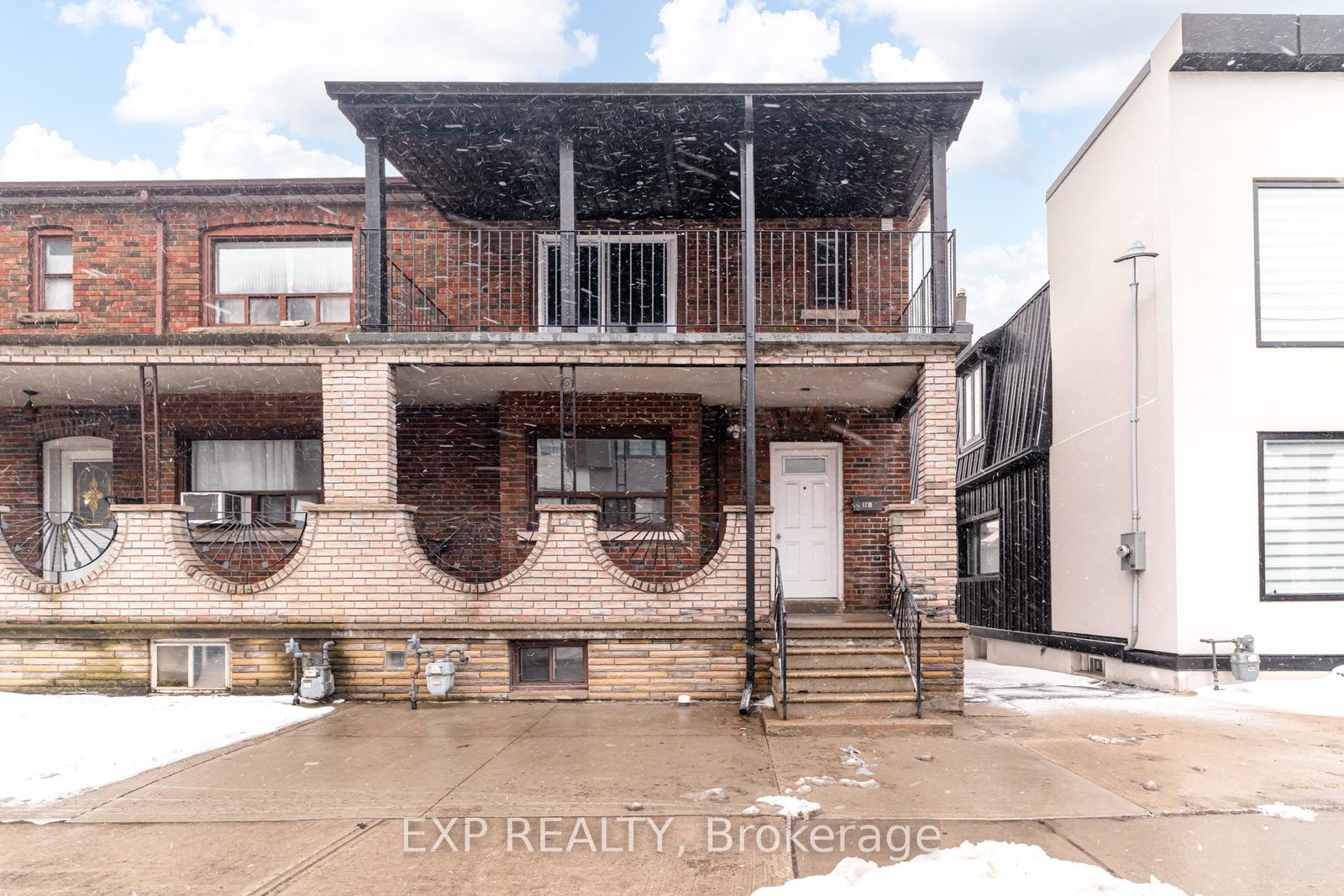 384-oakwood-avenue-toronto-ontario-c12653866