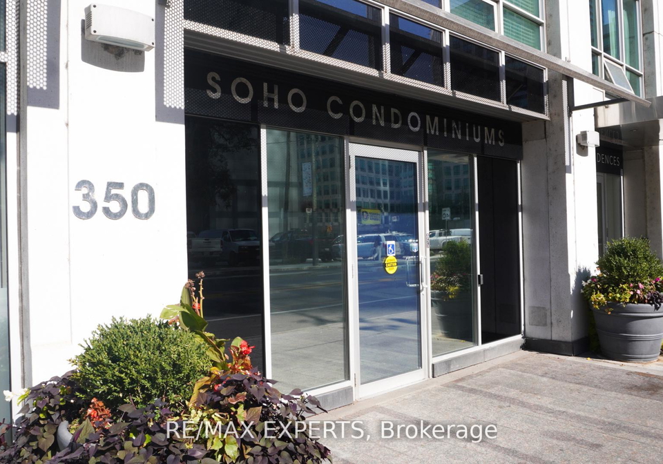 350-wellington-street-w-toronto-ontario-c12653974