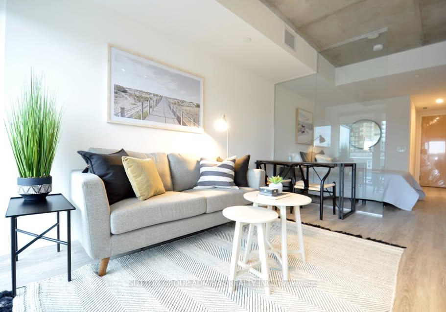 8-hillsdale-avenue-toronto-ontario-c12654144