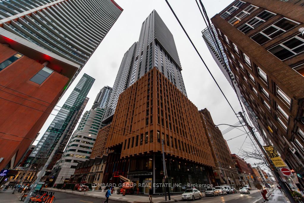 28-widmer-street-toronto-ontario-c12654234
