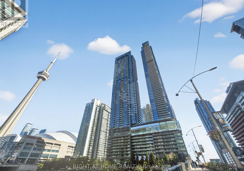 1-concord-cityplace-way-toronto-ontario-c12654236