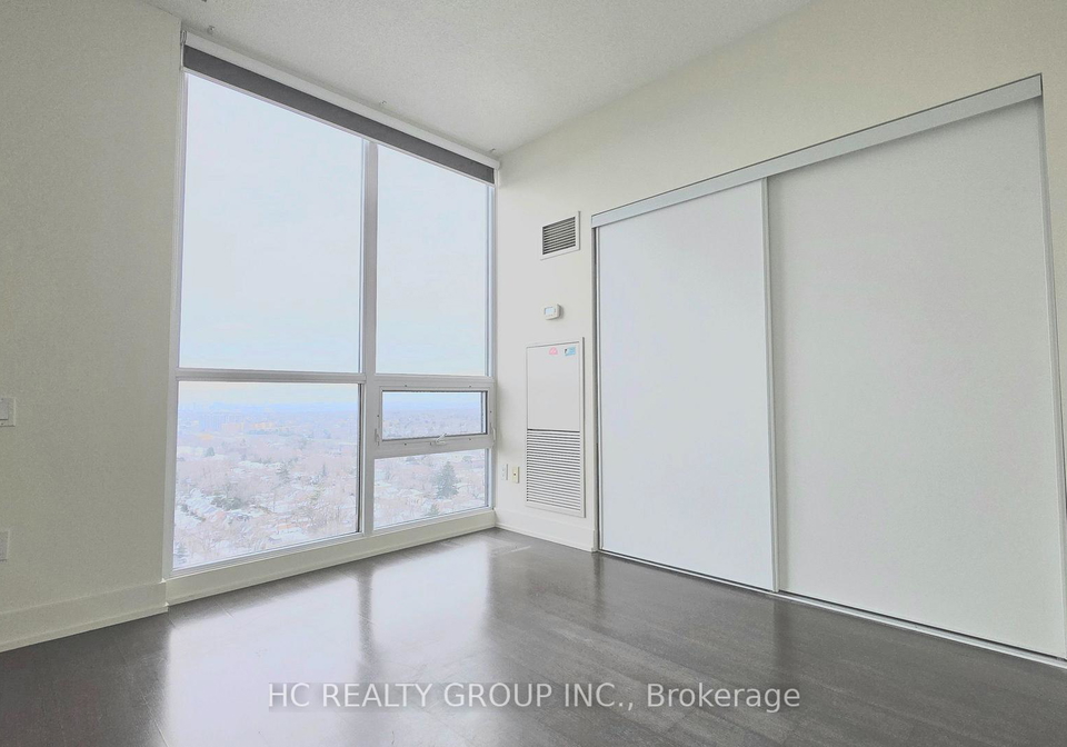 23-sheppard-avenue-e-north-york-ontario-c12654362