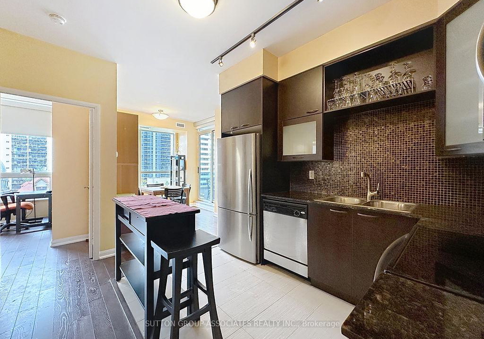 500-sherbourne-street-toronto-ontario-c12654948
