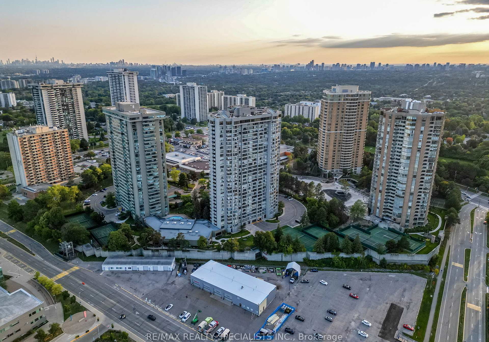 65-skymark-drive-north-york-ontario-c12654990