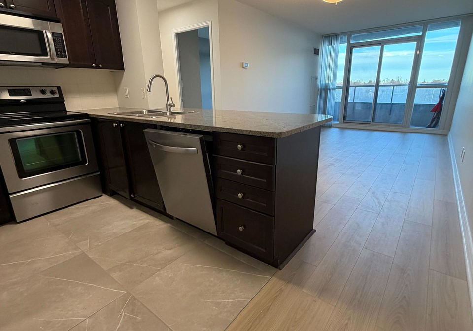 35-hollywood-avenue-north-york-ontario-c12655096