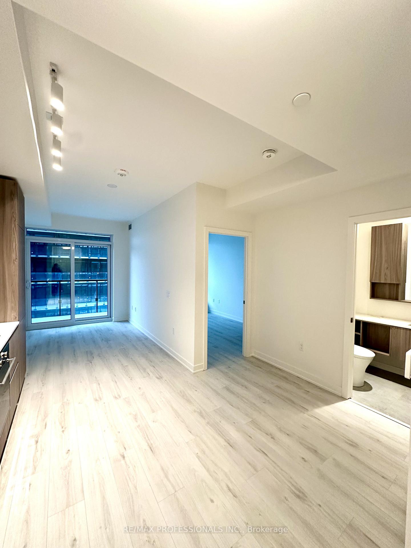 110-broadway-avenue-toronto-ontario-c12655154