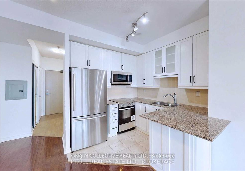 60-byng-avenue-north-york-ontario-c12655236