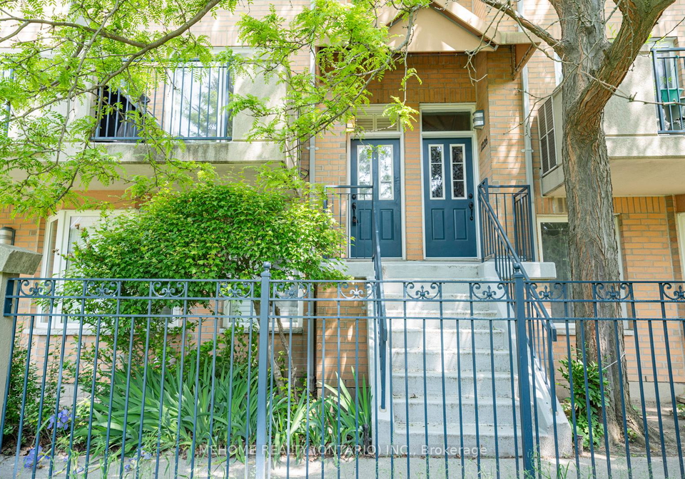 28-sommerset-way-north-york-ontario-c12655238