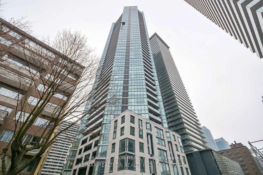 45-charles-street-e-toronto-ontario-c12655368