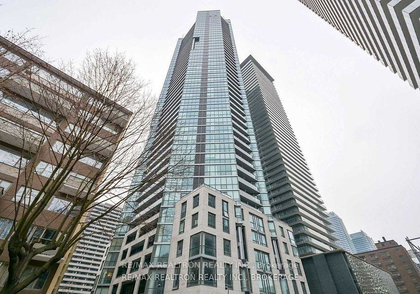 45-charles-street-e-toronto-ontario-c12655368