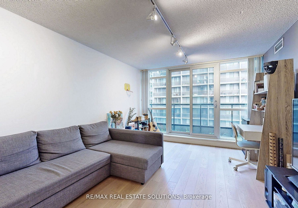 25-carlton-street-toronto-ontario-c12655660