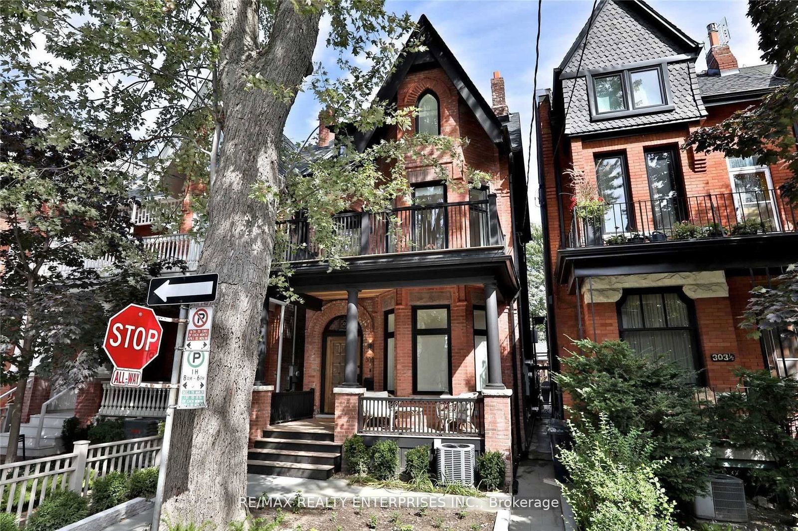 305-crawford-street-toronto-ontario-c12655766