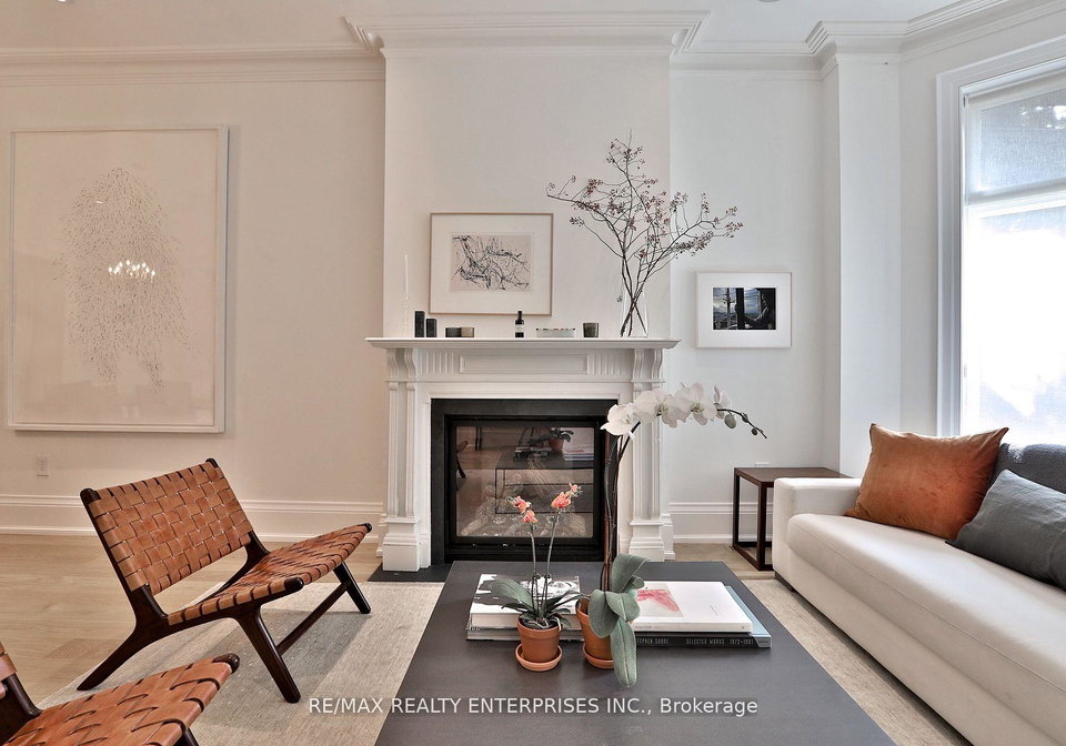 305-crawford-street-toronto-ontario-c12655766