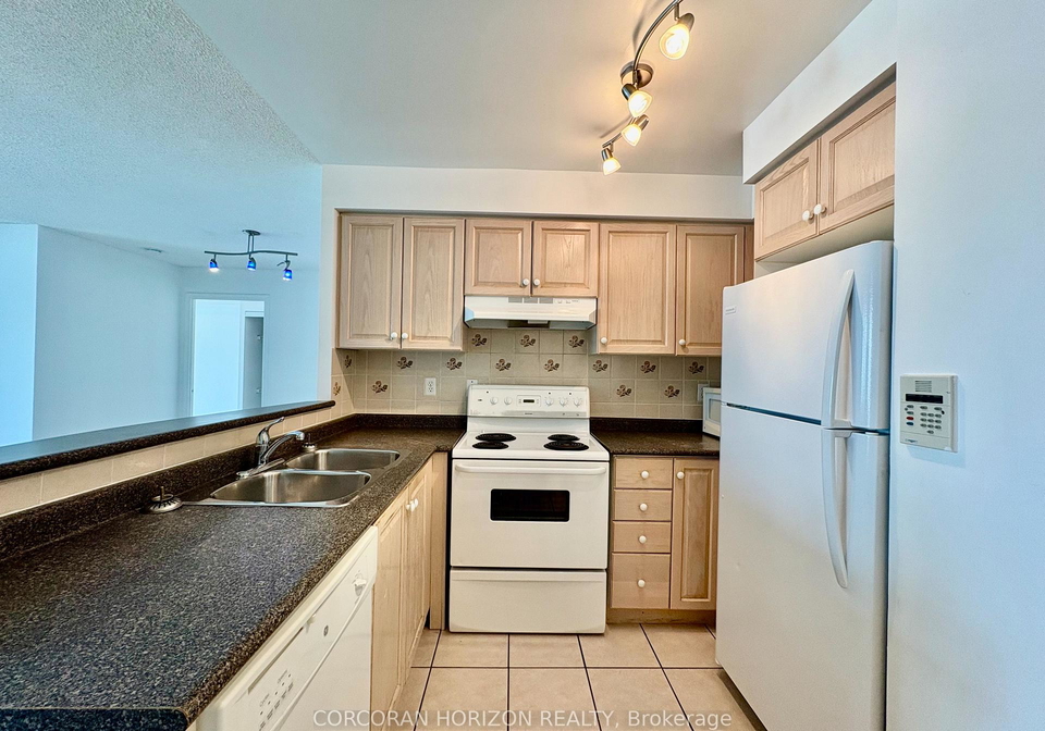 7-lorraine-drive-toronto-ontario-c12655874