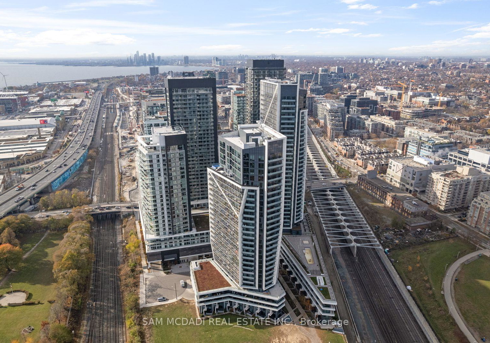 30-ordnance-street-toronto-ontario-c12656394