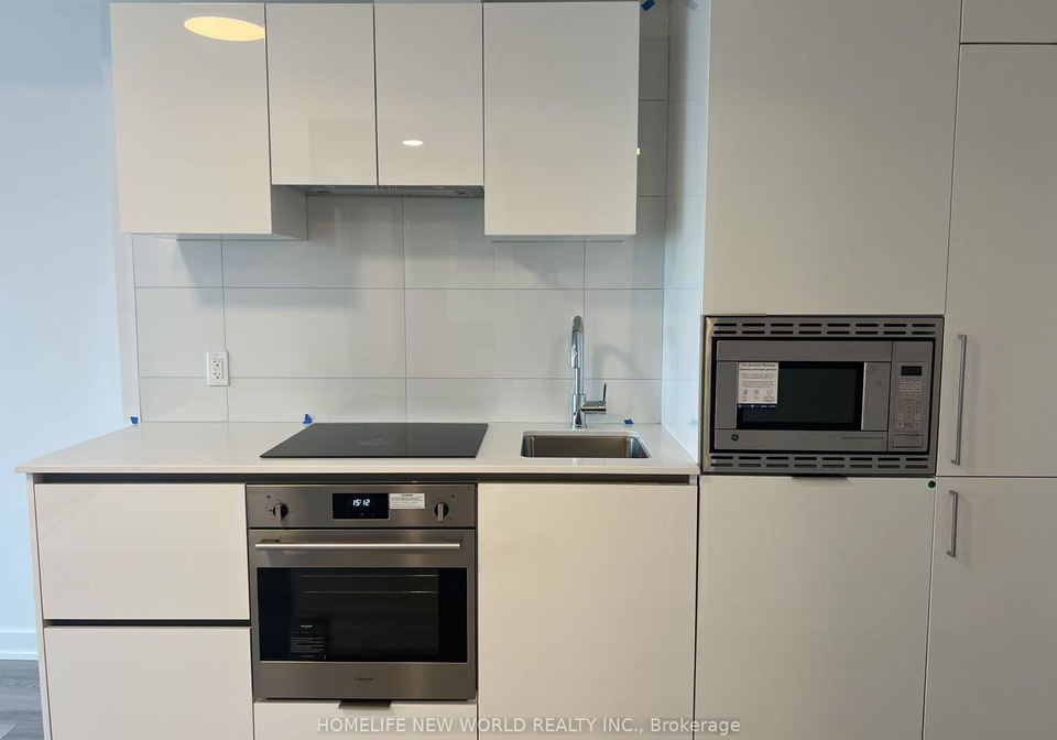 230-simcoe-street-s-toronto-ontario-c12656408
