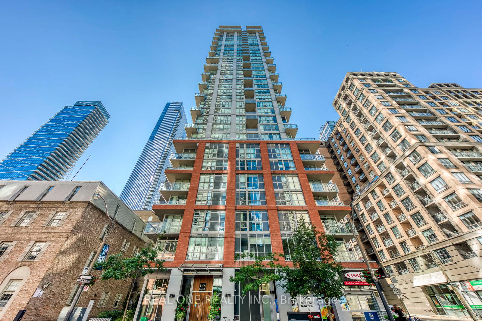 126-simcoe-street-toronto-ontario-c12657198