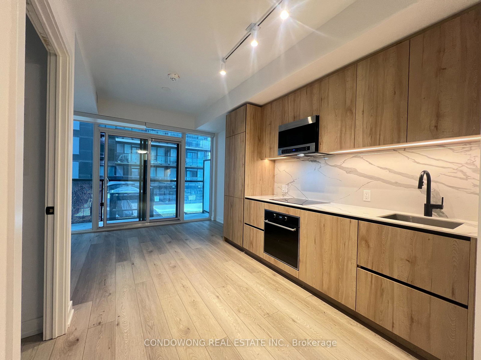 127-broadway-avenue-toronto-ontario-c12657200