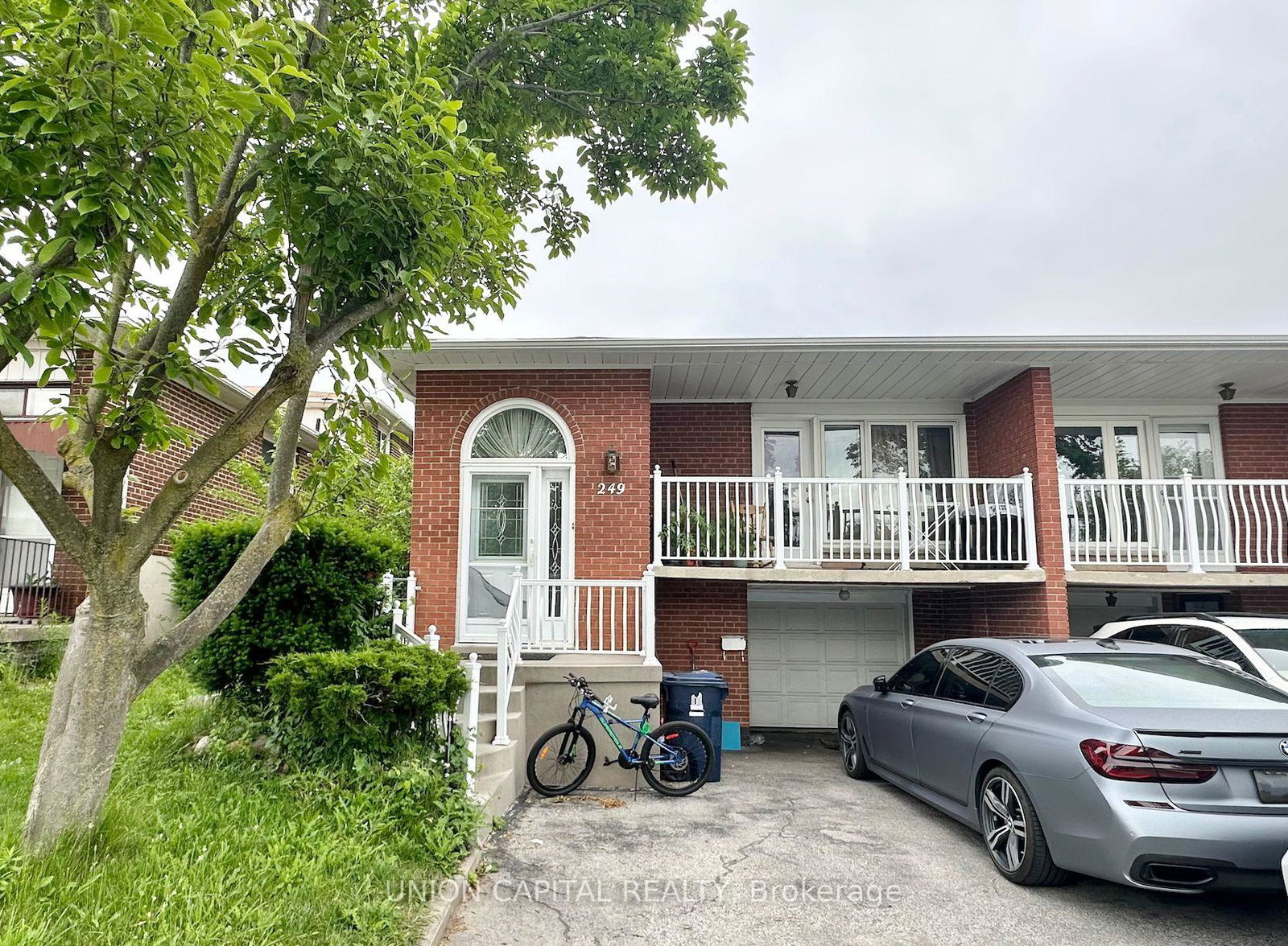 249-apache-trail-north-york-ontario-c12657290