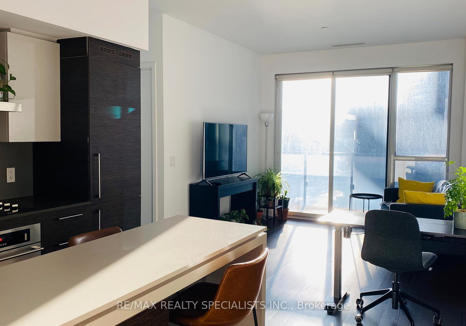 1030-king-street-w-toronto-ontario-c12657412