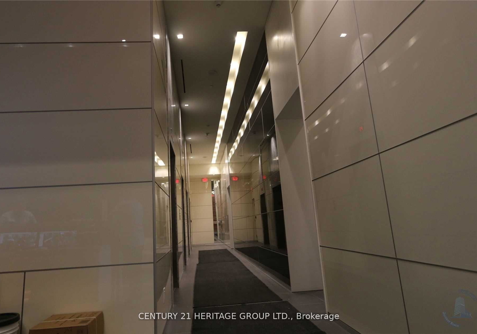 15-grenville-street-toronto-ontario-c12657446