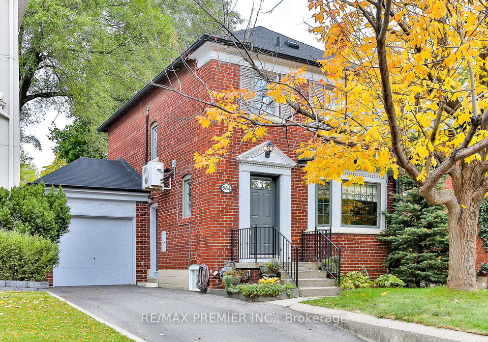 684-eglinton-avenue-e-east-york-ontario-c12657492