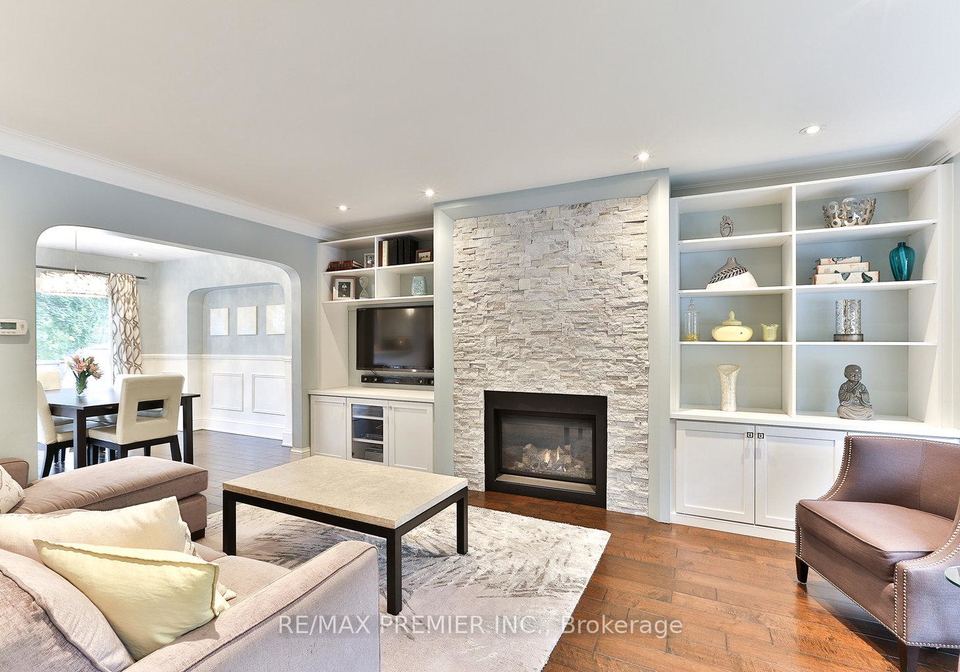 684-eglinton-avenue-e-east-york-ontario-c12657492