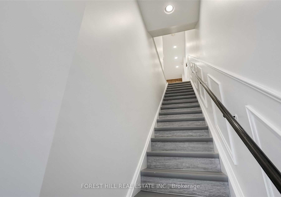 283-college-street-toronto-ontario-c12657538