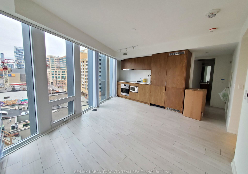 60-shuter-street-toronto-ontario-c12657590