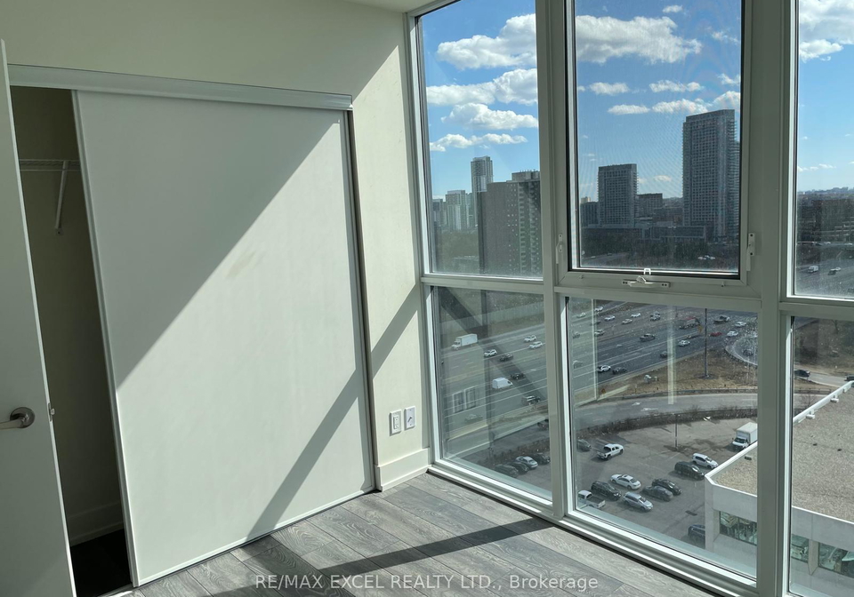 180-fairview-mall-drive-north-york-ontario-c12657698