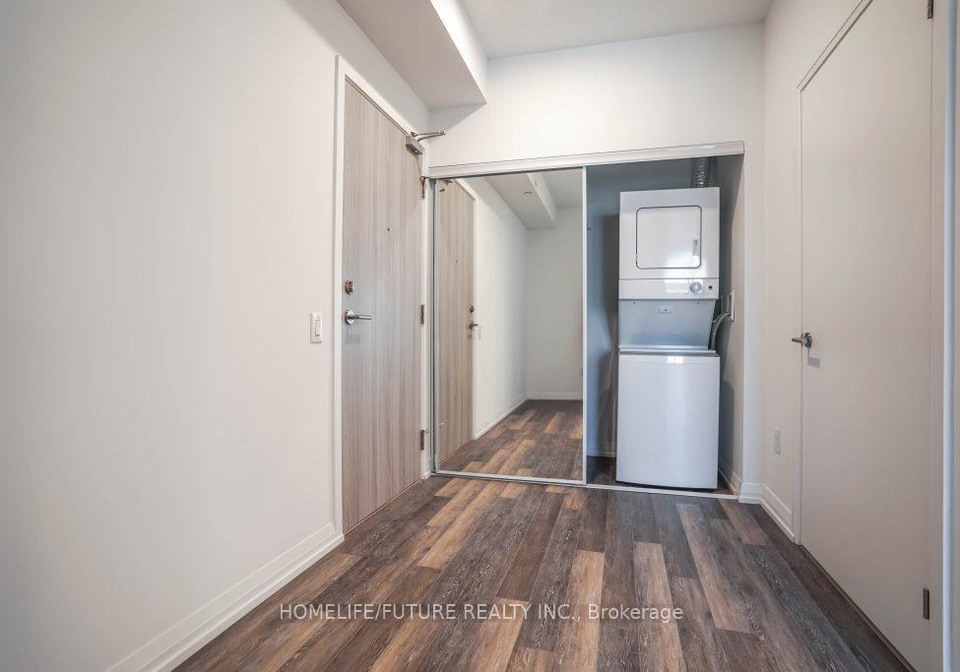 75-canterbury-place-toronto-ontario-c12657730
