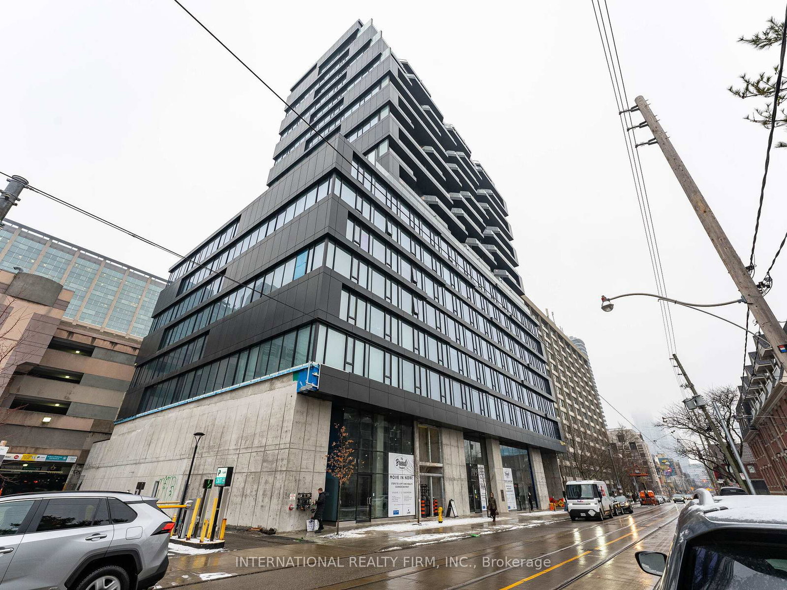 195-mccaul-street-toronto-ontario-c12657960