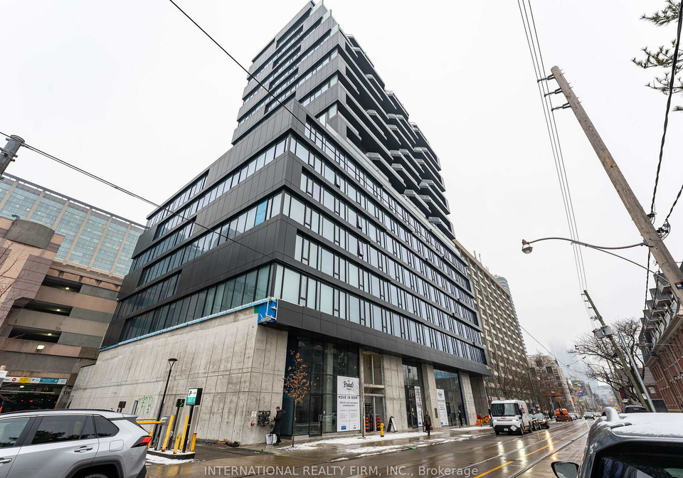 195-mccaul-street-toronto-ontario-c12657960
