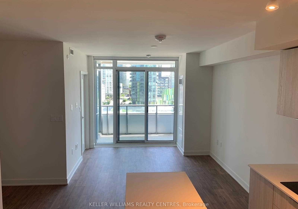 576-s-front-street-s-toronto-ontario-c12658052