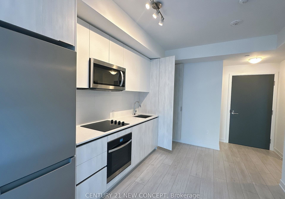 5858-yonge-street-toronto-ontario-c12658060
