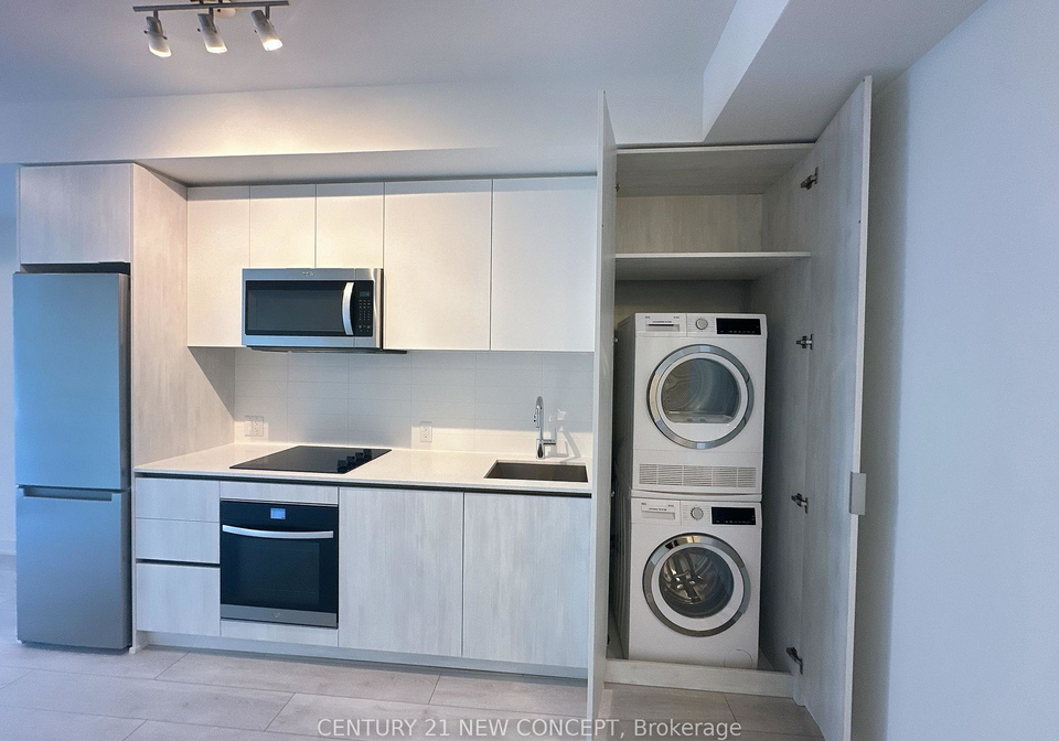 5858-yonge-street-toronto-ontario-c12658060