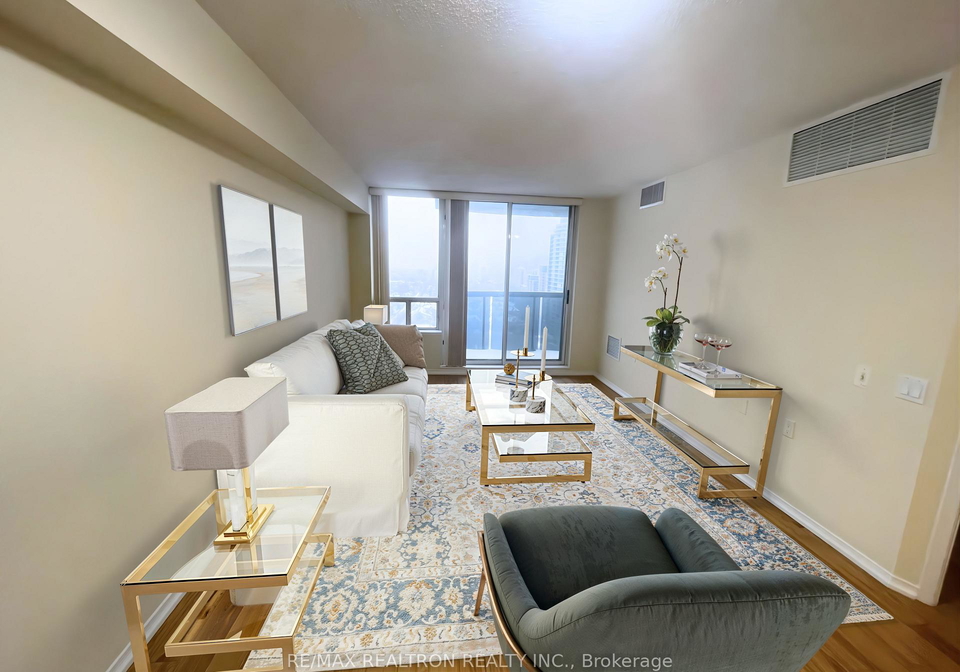35-finch-avenue-e-north-york-ontario-c12658114