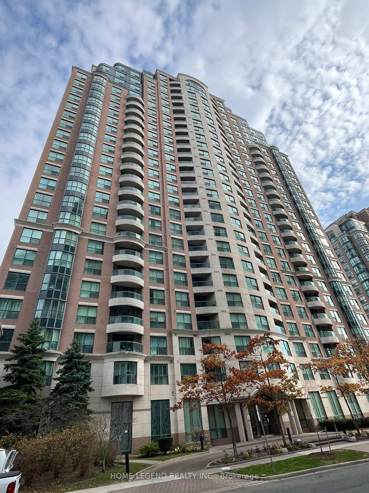 7-lorraine-drive-toronto-ontario-c12658180