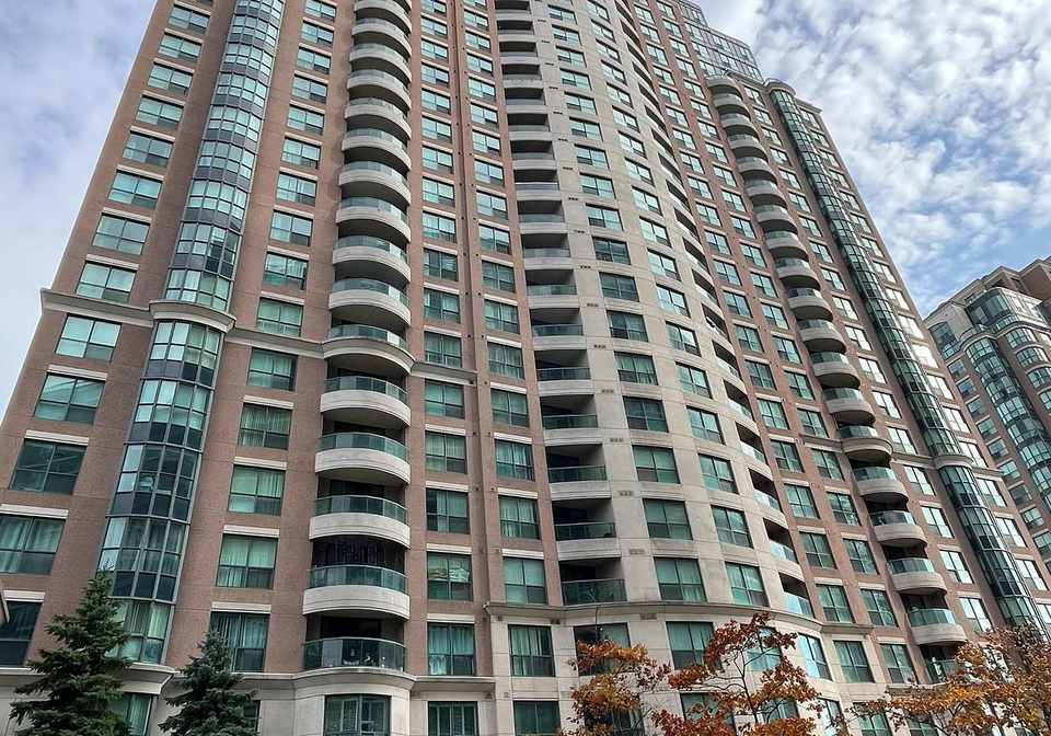 7-lorraine-drive-toronto-ontario-c12658180