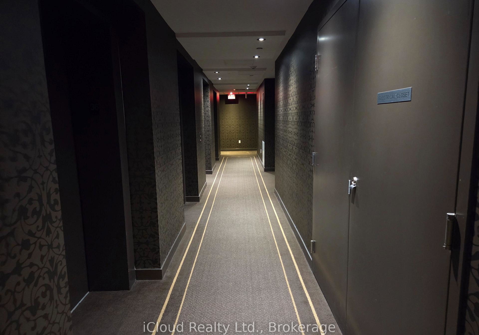197-yonge-street-toronto-ontario-c12658504