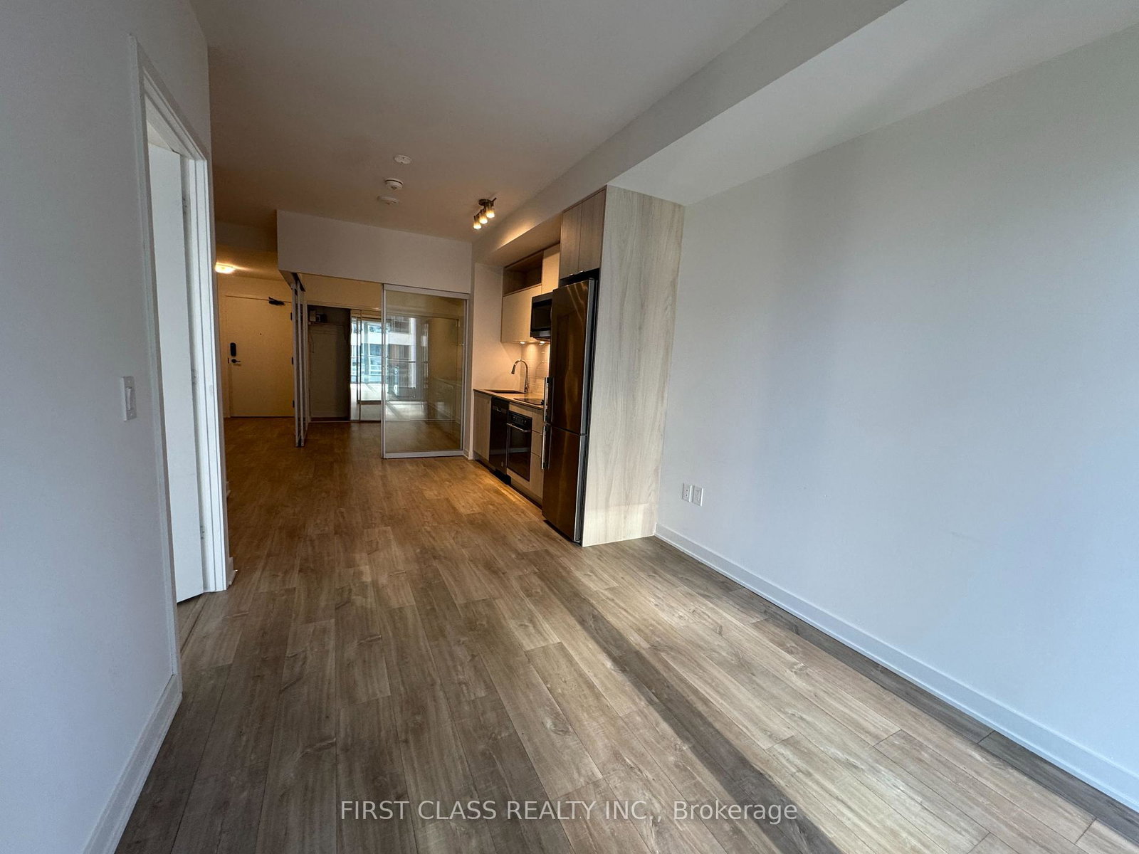 60-princess-street-toronto-ontario-c12658528