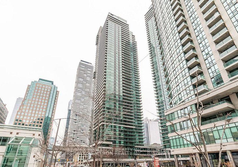 33-bay-street-toronto-ontario-c12658740