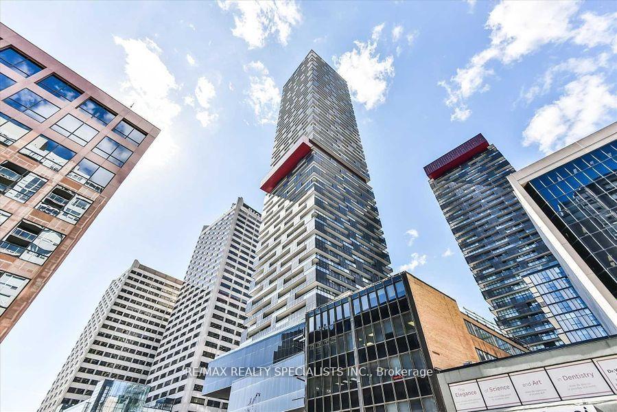 8-eglinton-avenue-toronto-ontario-c12658748